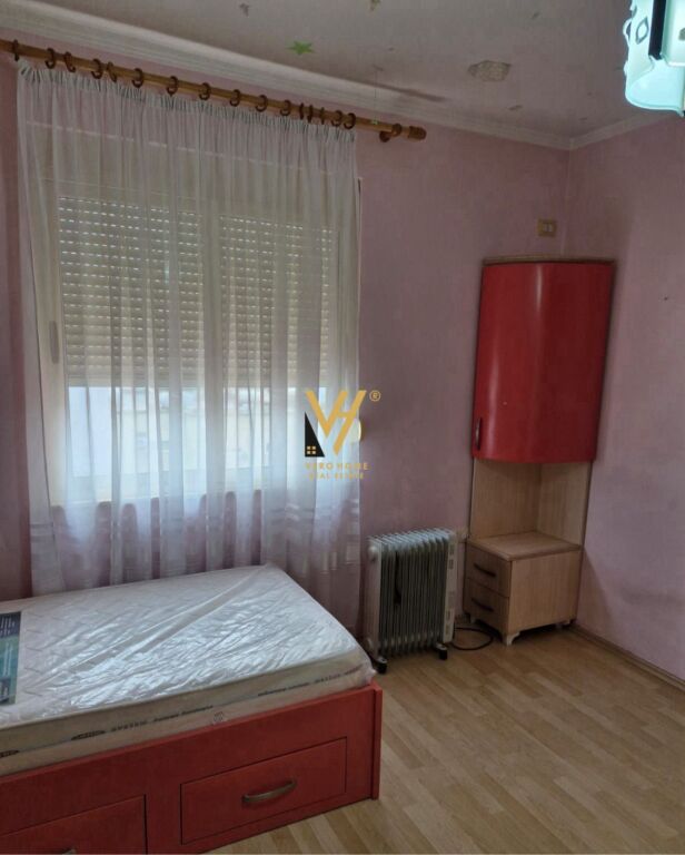 JEPET APARTAMENT 2+1+BLK ME QERA TE STADIUMI DINAMO 75.000 LEKE