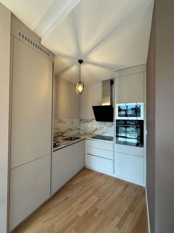 🏡 JEPET ME QIRA – APARTAMENT 2+1 TEK LAKE VIEW RESIDENCE | LIQENI ARTIFICIAL 🌅🏢