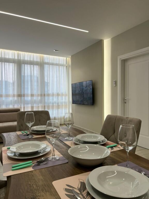 Jepet apartament me qera 1+1