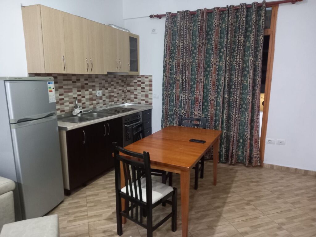 Appartamento 1+1 in affitto ad Astir presso Vila L