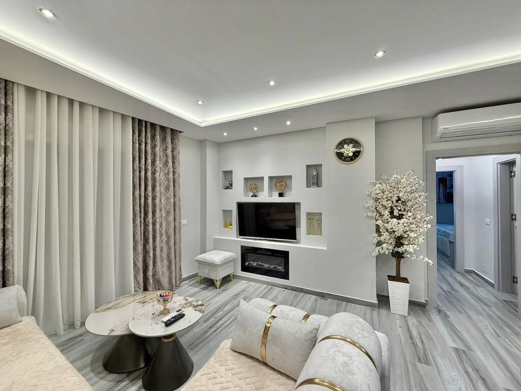 Apartament 2+1+2 me qera