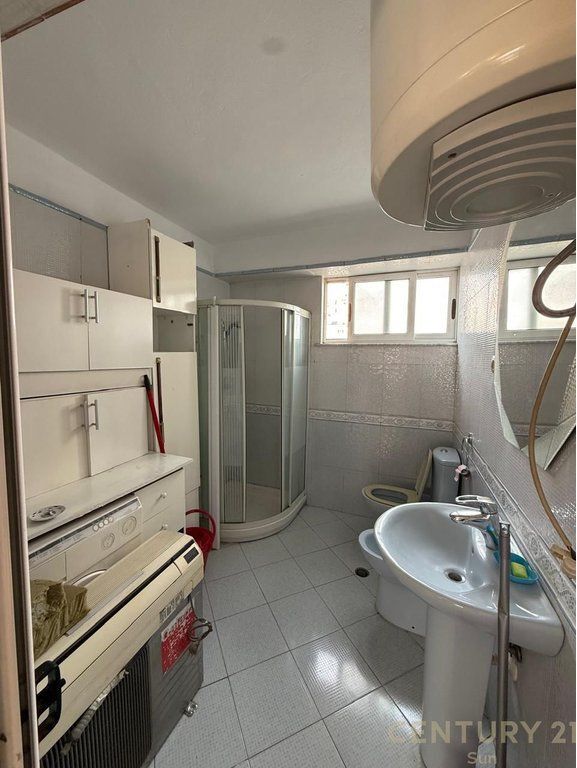 Apartment 3+1+2 For Rent near Petro Nini Luarasi High School