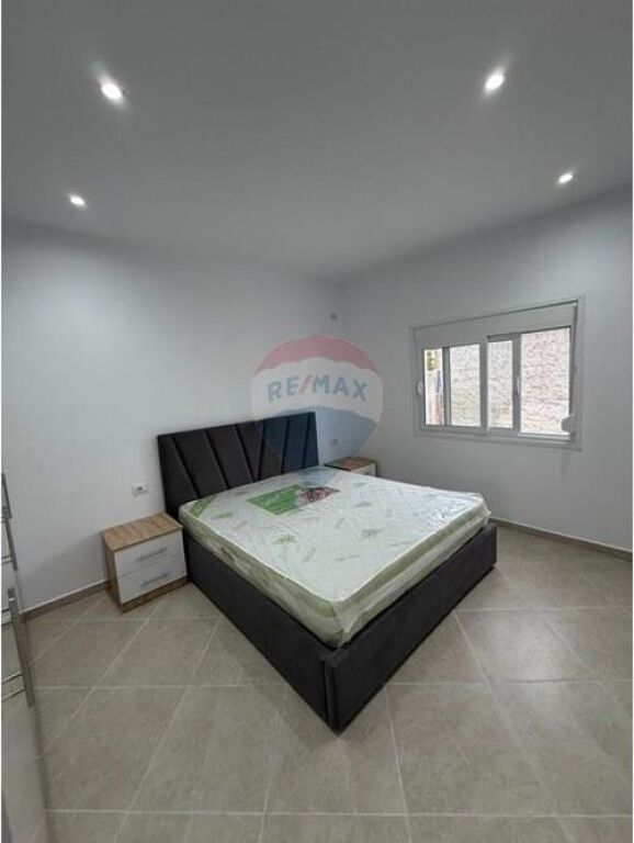 Shtëpi Private në Shitje Cole, Vlorë
