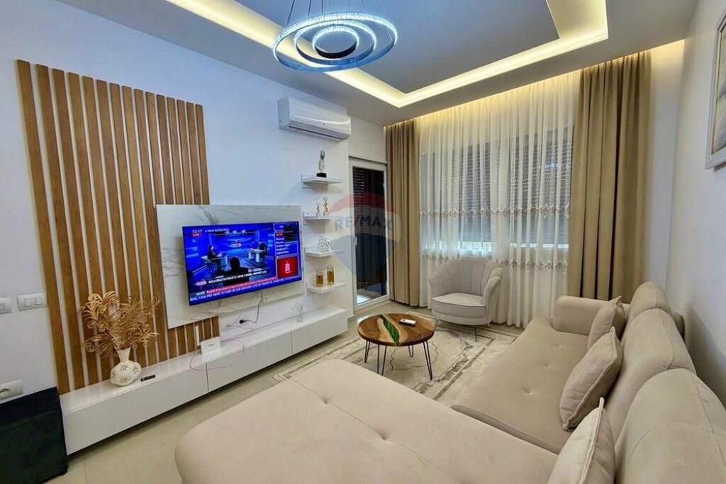 *Apartament 2+1 për Qira 📍 Rruga Bedri Karapici