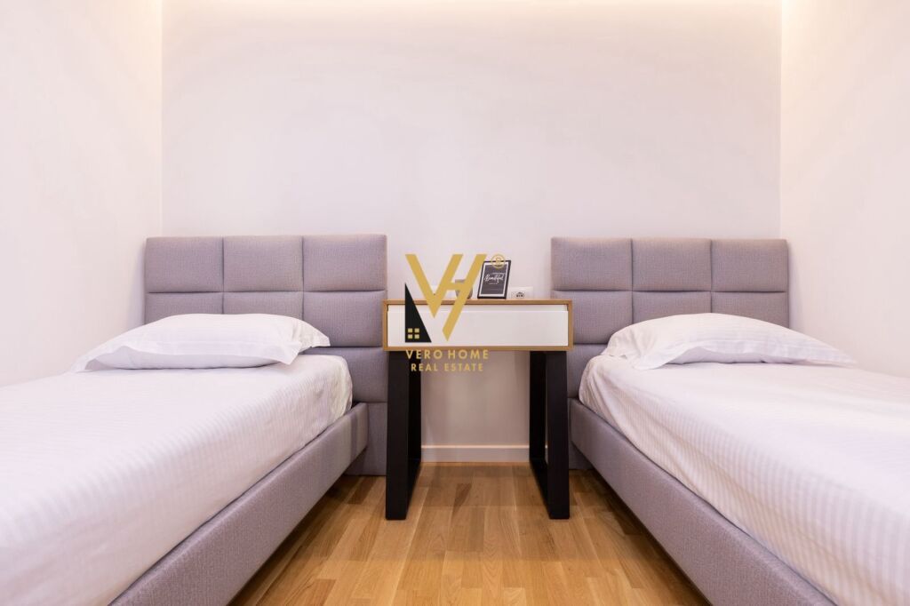 VENDESI APPARTAMENTO 2+1+2+BLK A ZOGU I ZI 260.000 EURO
