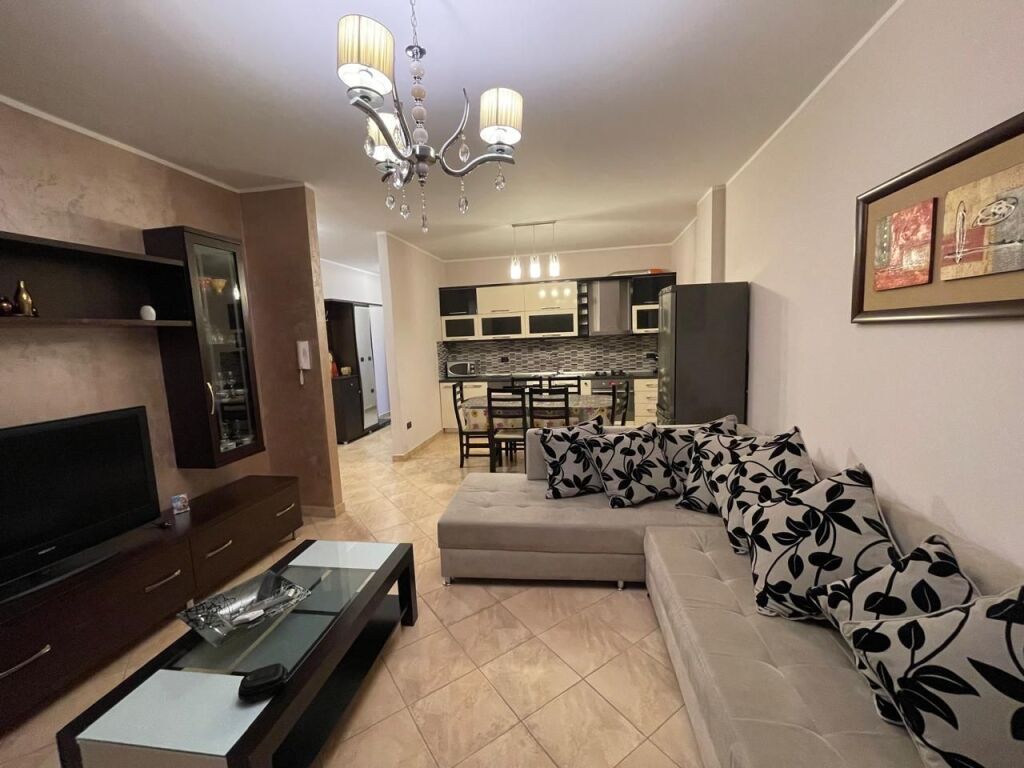 APPARTAMENTO IN AFFITTO 2+1+2 XHAMLLIK 82.000 LEKE