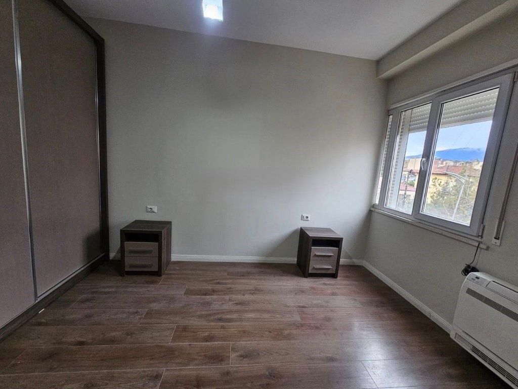 Apartment 1+1 for rent near Partizani High School