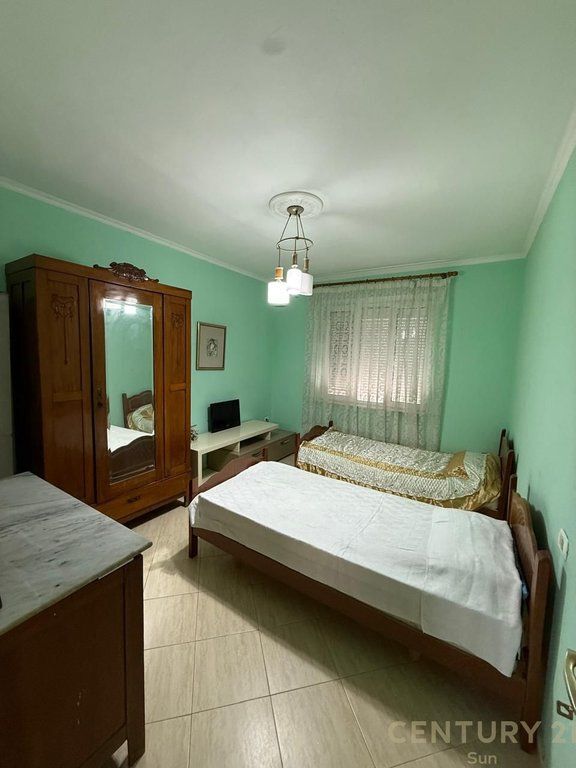 Apartment 3+1+2 For Rent near Petro Nini Luarasi High School