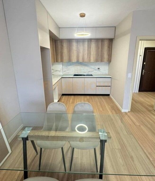 For sale, Apartment 1+1, Unaza e Re