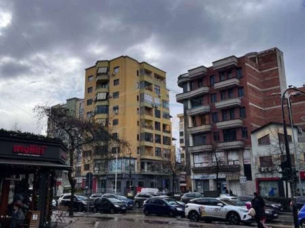 In vendita, Appartamento 2+1, 21 Dhjetori, Tirana