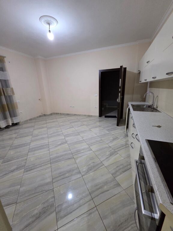 🏡 Appartamento 1+1 in affitto nella zona di Spitalla  