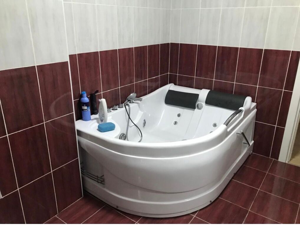 2+1,furnished at the dry lake,roadside,700 thousand lek