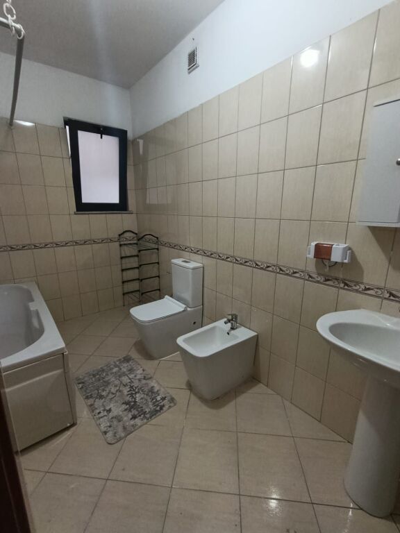 3+1+2 me post parking ne-2   900€
