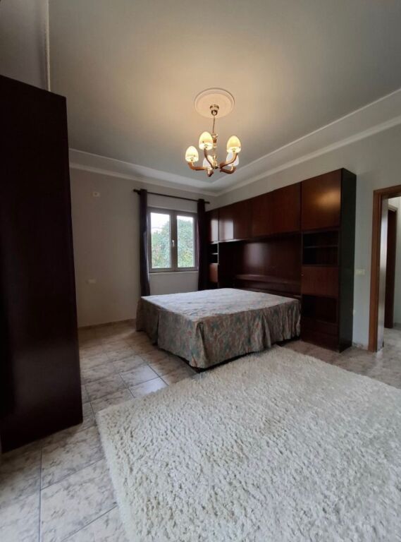 🏡 Affittasi 3+1 + salone + angolo cottura  📍 Posizione: Ex Mercato Elettrico💶 Prezzo: 800 Euro/mese