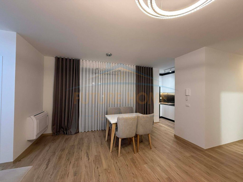 Qera, Apartament 2+1+2+Post Parkimi , Akses Tirana