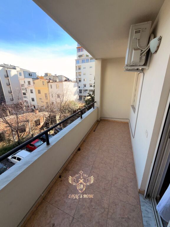 QERA  • 2+1 me 2 ballkone📍 Lokacioni: Pranveraa Durres