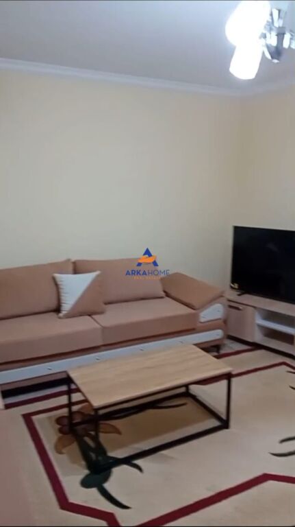 IN VENDITA APPARTAMENTO 3+1+2BALCONI "VIA QEMAL STAFA, XHAMLLIK" 16.000.000 LEKE