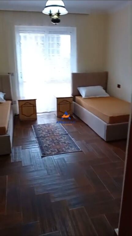 IN VENDITA APPARTAMENTO 3+1+2BALCONI "VIA QEMAL STAFA, XHAMLLIK" 16.000.000 LEKE