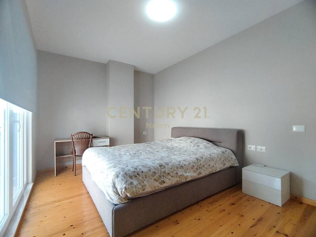 JEPET ME QIRA PENTHOUSE 3+1, KOPSHTI BOTANIK! 1,300 € /Muaj