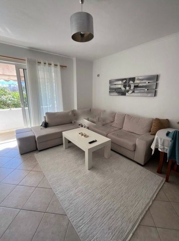 Apartament 1+1 Për Shitje prane Square 21 155,000 €
