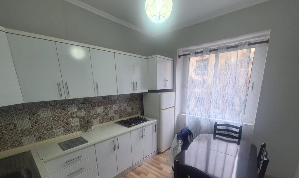 APARTMENT 1+1+STORAGE NEAR DURRES ROAD!