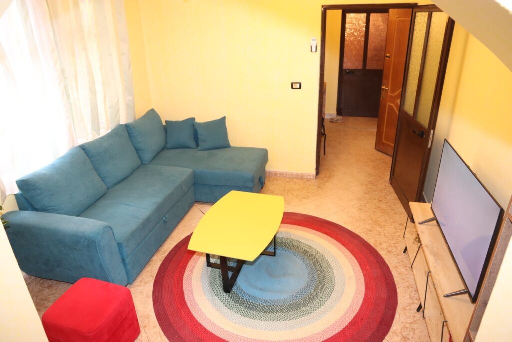 Si offrono 3 appartamenti in affitto per airbnb