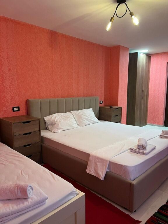 Si offrono 3 appartamenti in affitto per airbnb