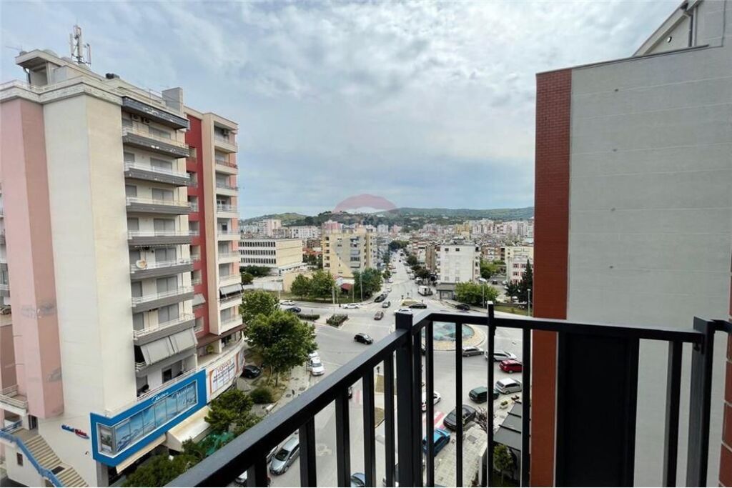 🏢 Apartment 2+1 for Sale – near Bar Urban, Transballkanike, Vlora