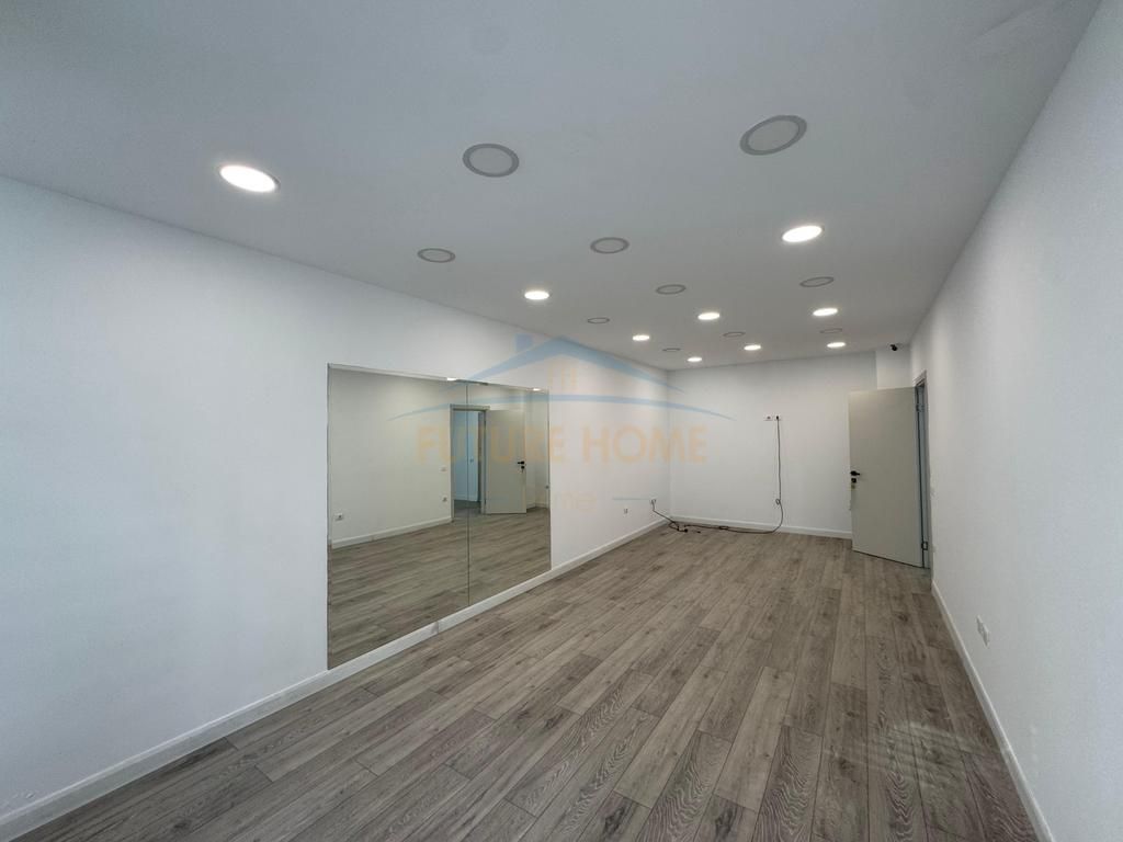 Rent, Business Premises, Paris Commune, Tirana !!