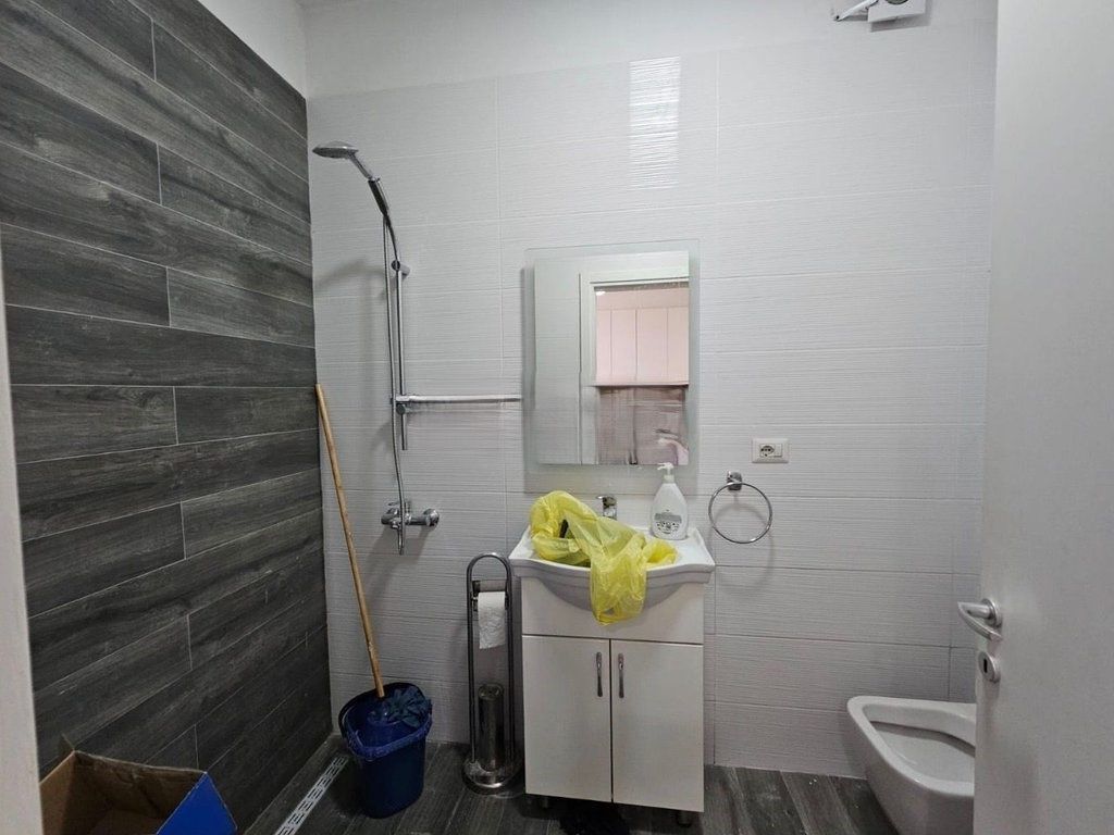 Apartment 1+1 for rent near Partizani High School