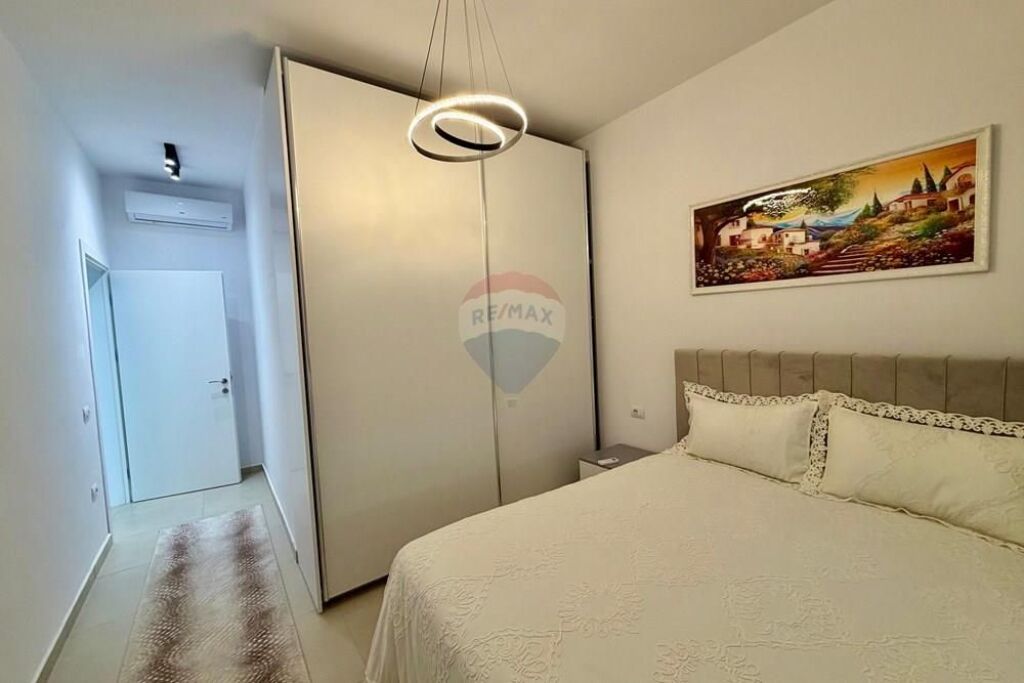 *Apartament 2+1 për Qira 📍 Rruga Bedri Karapici