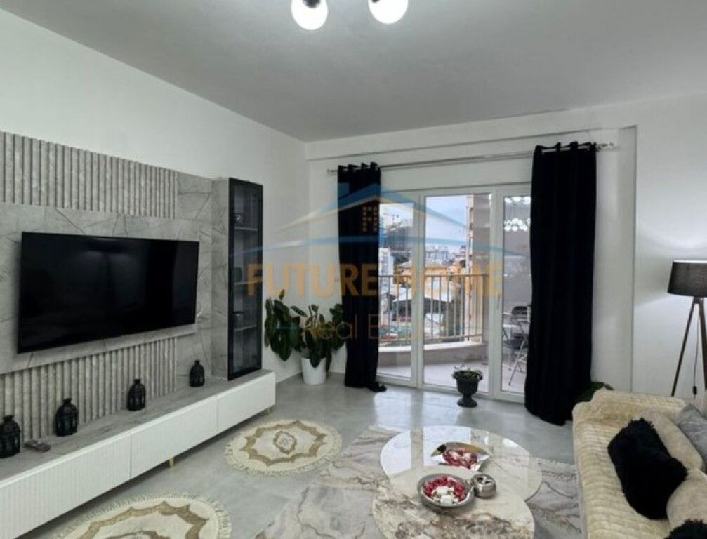 Rent, Apartment 1+1, Zogu i Zi, Tirana