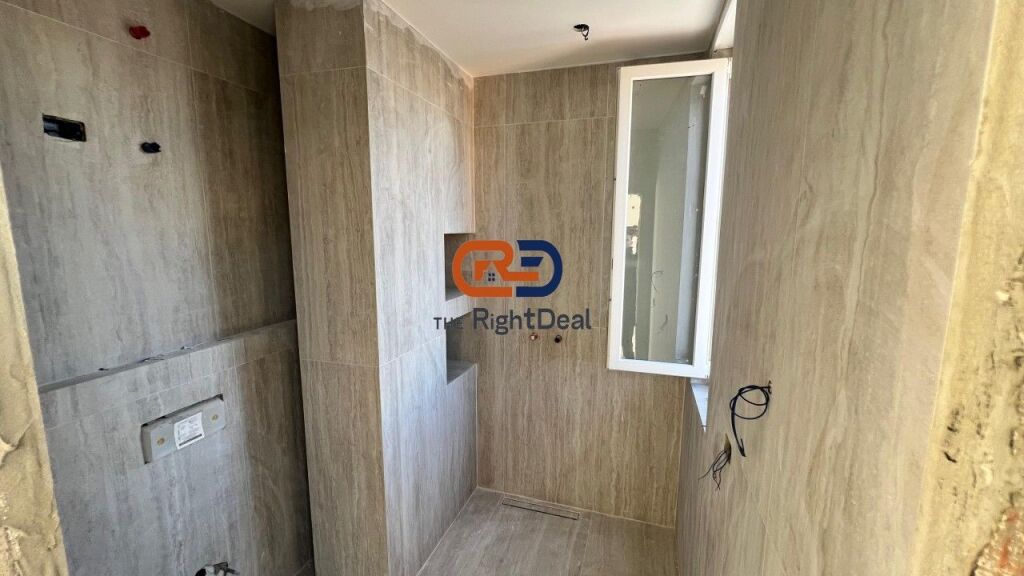 Prane Tregut Elektrik ,Shitet Apartament 2+1+2 Me Verande Dhe Pamje Fantastike!!!