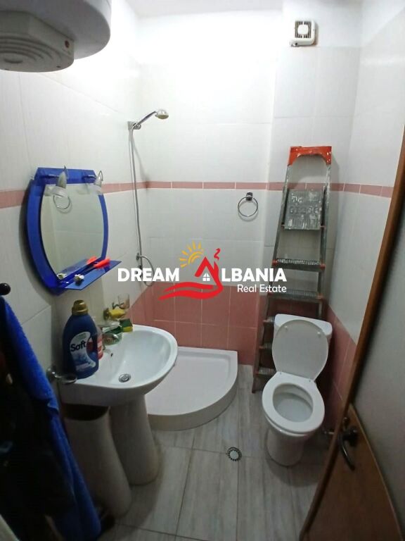 Appartamento 2+1+2+garage in vendita a Durazzo vicino all'Ospedale (ID 41211742 ).