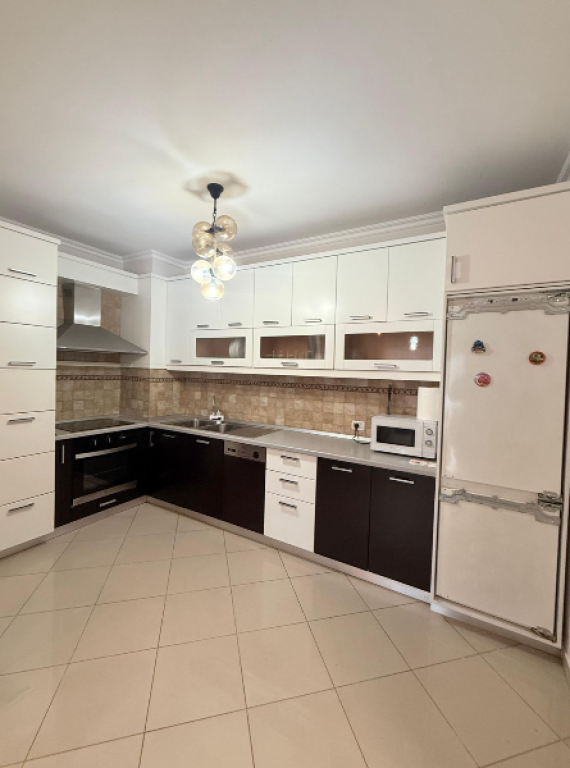 🏡 Jepet me Qira Apartament 1+1 – Liqeni i Thatë