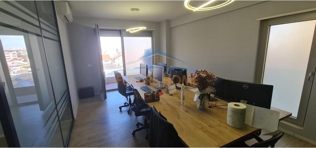 Rent, Office Space, Zogu i Zi, Tirane !!