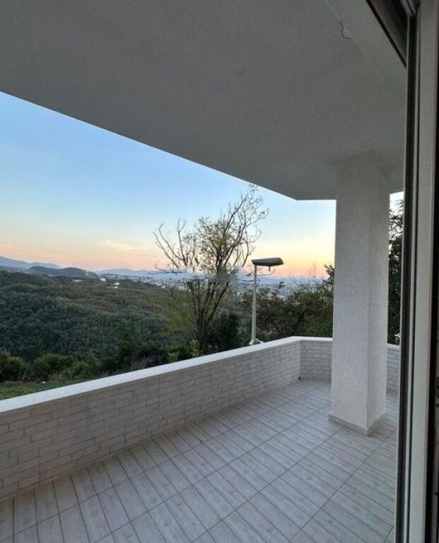 Ulet cmimi! Apartament per qira 2+1+2, Tek Vilat e Arabit, Fresk