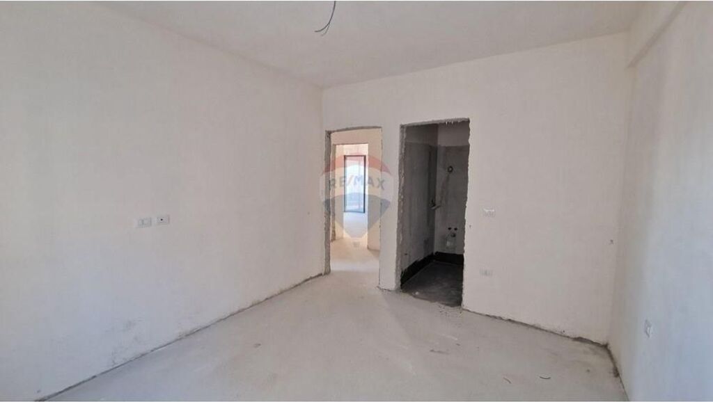 🏢 Apartment 2+1 for Sale – Transballkanike, Vlora