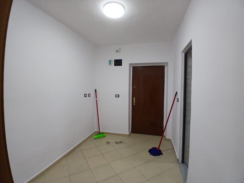 📣 RENT Apartment 1+1 (For Office) 📍 Center, Near the Ministry of Justice ✨ 💶 Price 60,000 Leke/Month
