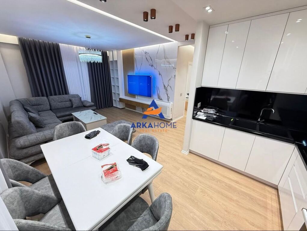 AFFITTASI APPARTAMENTO 2+1+2+BALCONE+2GARAGE "GREEN TERRACES, LAGO ASCIUTTO" 1200 EURO