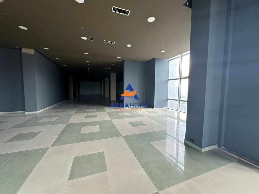 BUSINESS PREMISES FOR RENT 750M2 "NEAR QTU" 3000 EURO