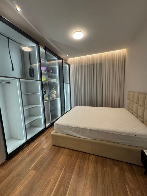 Apartament me qera 2+1+post parkimi ne Delijorgj