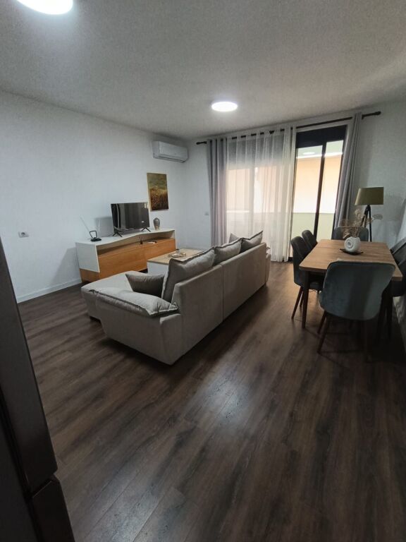 3+1+2 me post parking ne-2   900€