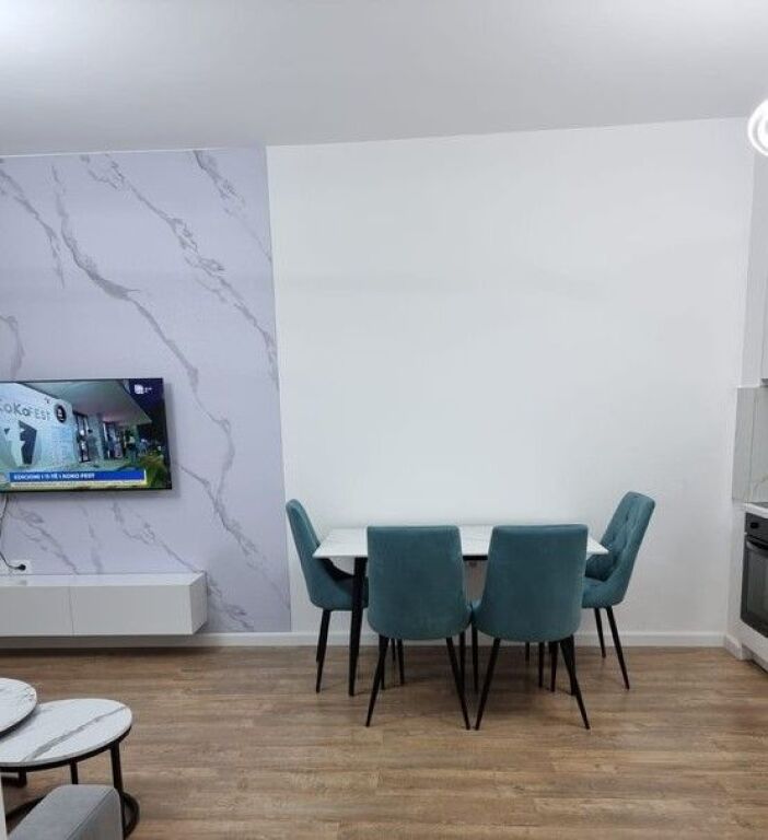 Appartamento 1+1 a Komuna e Parisit