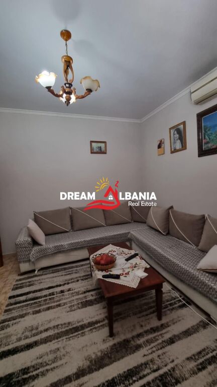 Jepet me Qera kati i 3-të i një Shtëpie Private, Rruga 5 maji ne Tirane (ID 4251436)