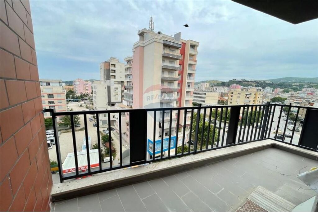 🏢 Apartment 2+1 for Sale – near Bar Urban, Transballkanike, Vlora