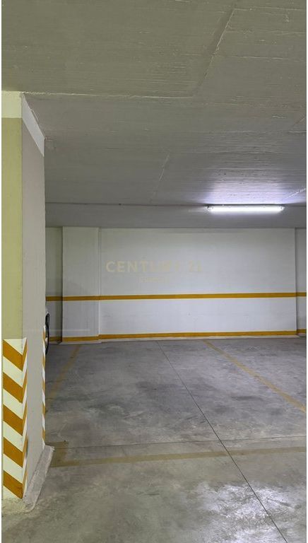 FARMACIA 10-VENDO APPARTAMENTO 2+1+2 + POSTO AUTO