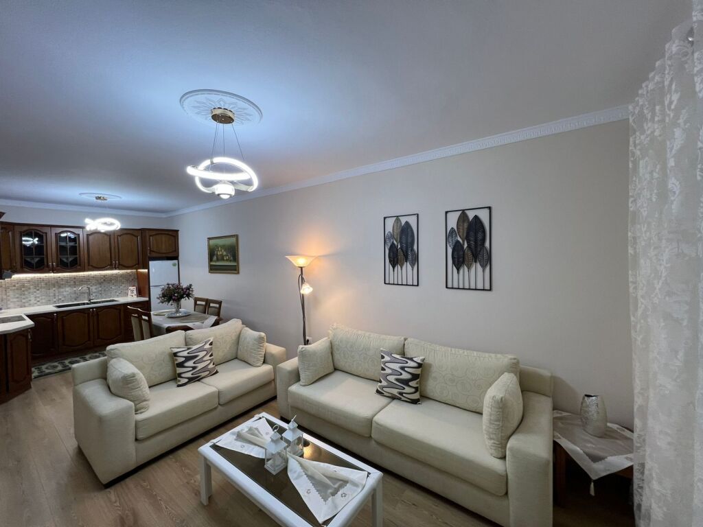 Shitet Apartment 1+1 80 m2 , Florida Plazh Durres 110000 €