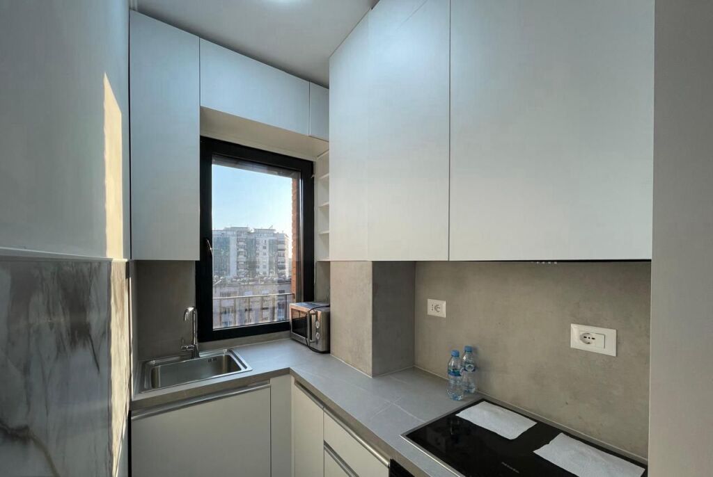 APARTAMENT ME QERA 2+1 ISH TREGU ELEKTRIK 65.000 LEKE