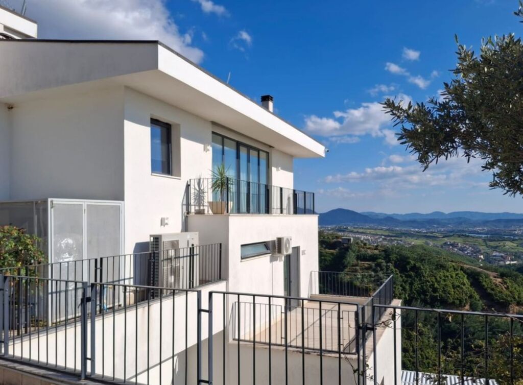 Villa in vendita